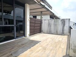 Alana (D28), Terrace #604722901